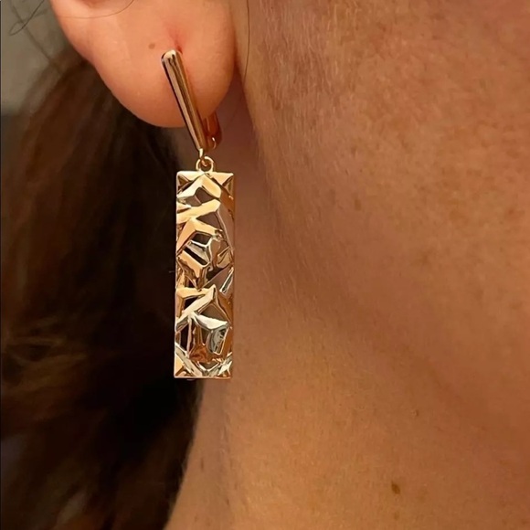 ❗️restocked❗️new Simple Geometric Rectangle Drop Earrings - Picture 8 of 10